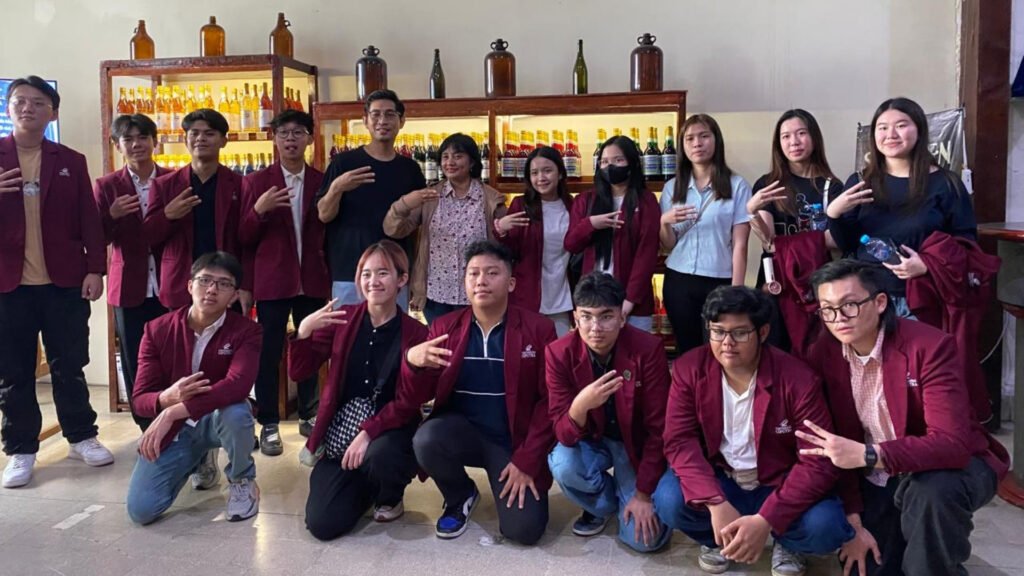 Kunjungan Industri Universitas Ciputra ke Pabrik Siropen