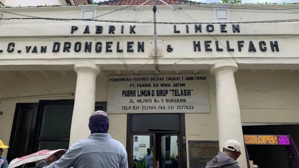 Pabrik Siropen Surabaya: Warisan Kolonial yang Bertahan hingga di Era Kekinian